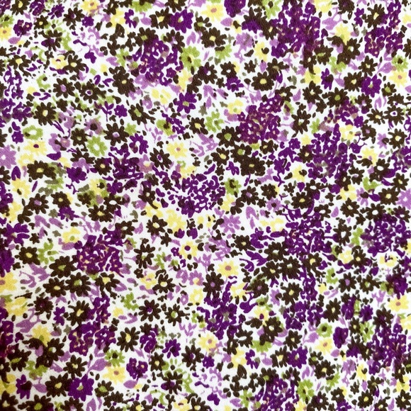 Print Ruffle Sleeveless Button-Down - Picture 3 of 4